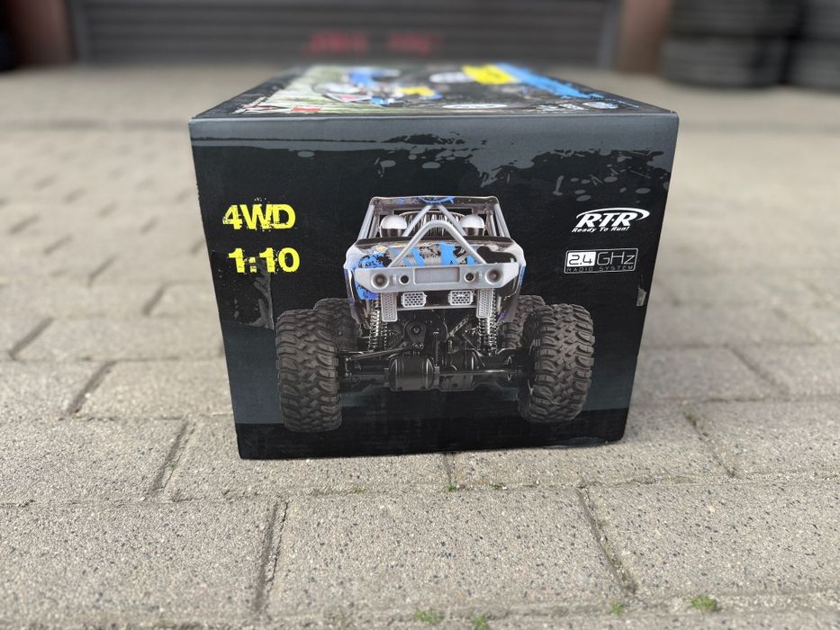Duży samochód zdalnie sterowany CRAWLER WLToys AUTO RC 4WD 1:10
1 osob
