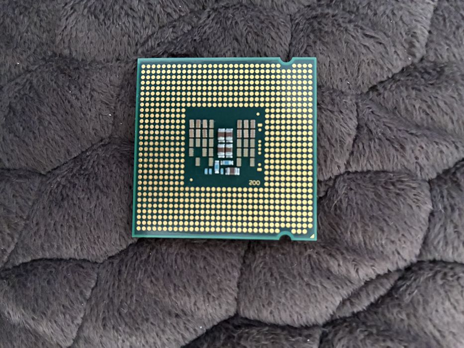 Zestaw quad q9300, 6GB RAM ddr2, radeon 4850, Seasonic 400W, 160gb HDD