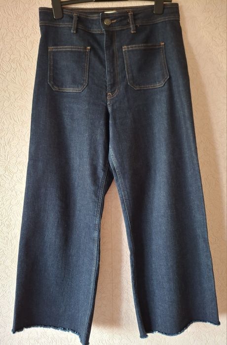 Стильні джинси Zara, модель Wide Leg (широкі штанини).