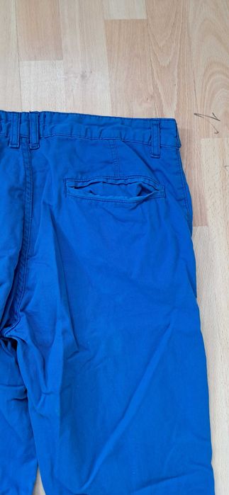 Spodnie BERSHKA EUR 40 Używane