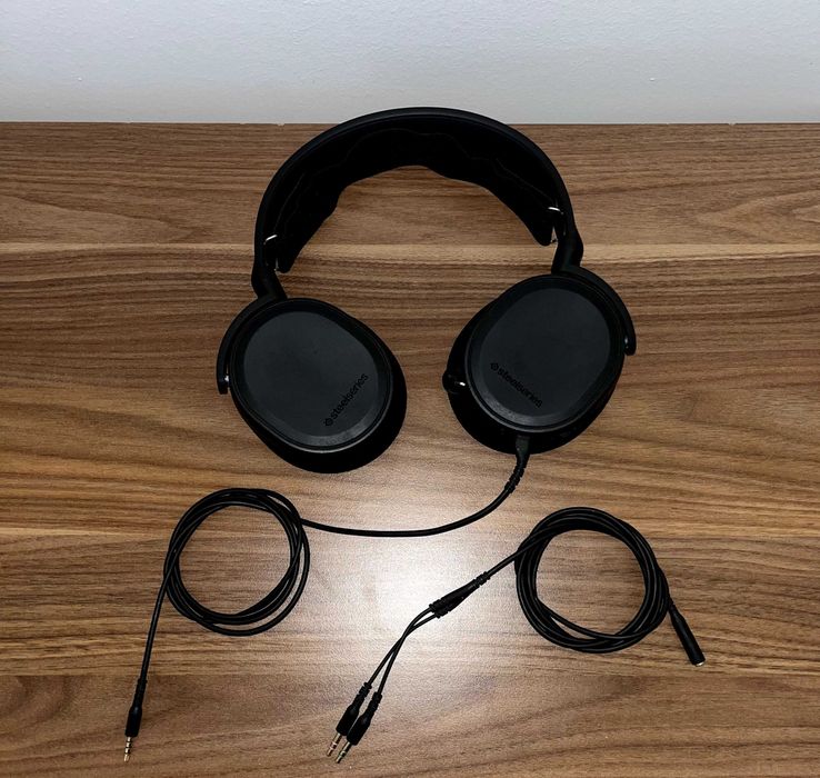 Sprzedam Słuchawki Gamingowe SteelSeries Arctis 3
