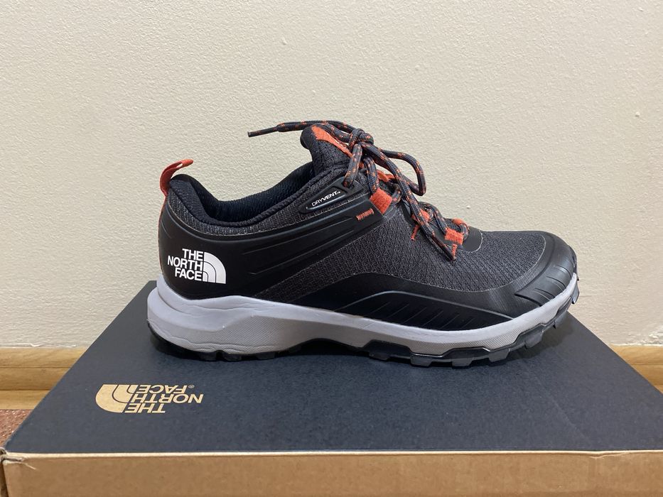 Кросівки на осінь The north face 27.5 см