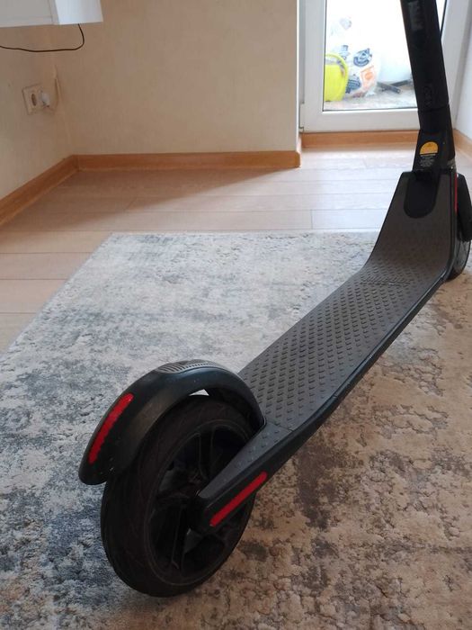 Електросамокат Segway Ninebot ES1
