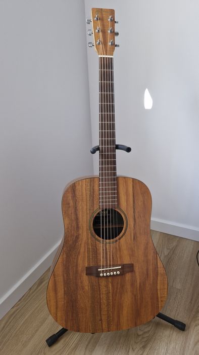Guitarra Martin USA dreadnought