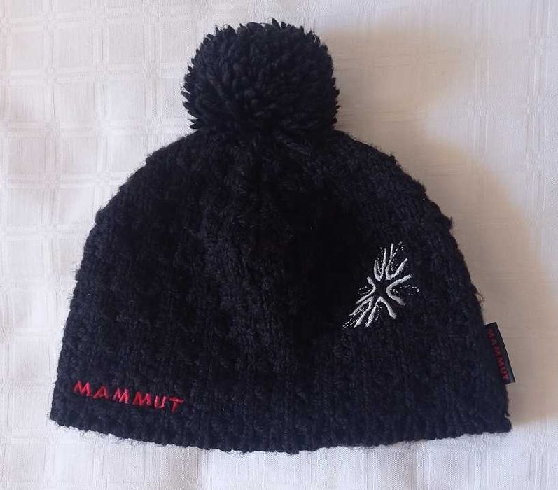Шапка жіноча Mammut