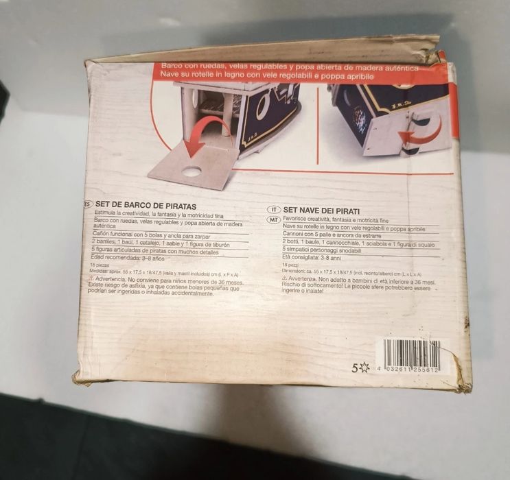 Play Tive Junior Barco de Piratas em Madeira idades 3-8 NOVO