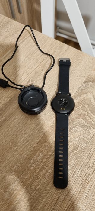 Zegarek smartwatch AVON KIAH nie noszony