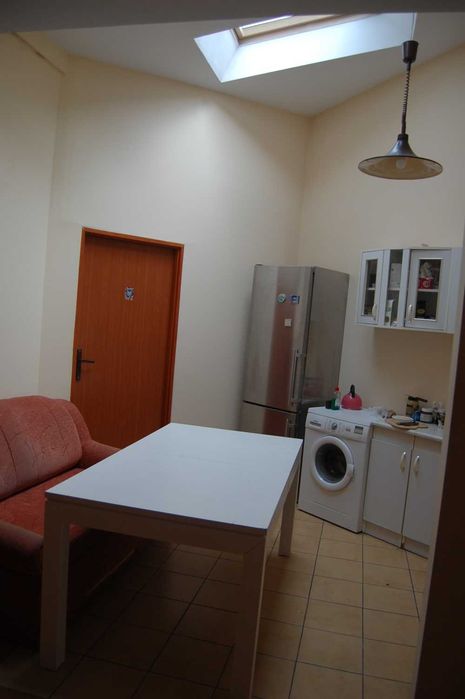 Pokój w mieszkaniu dla studentek/studentów, uczniów do wynajecia