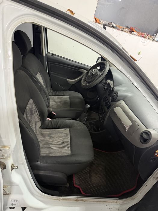 Розбірка Renault-Dacia Sandero1 Сандеро1 1.2 16v бензин(D4F734) КПП JH3077