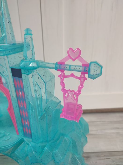 HASBRO MY PONY Krysztalowe królestwo B5255 zamek