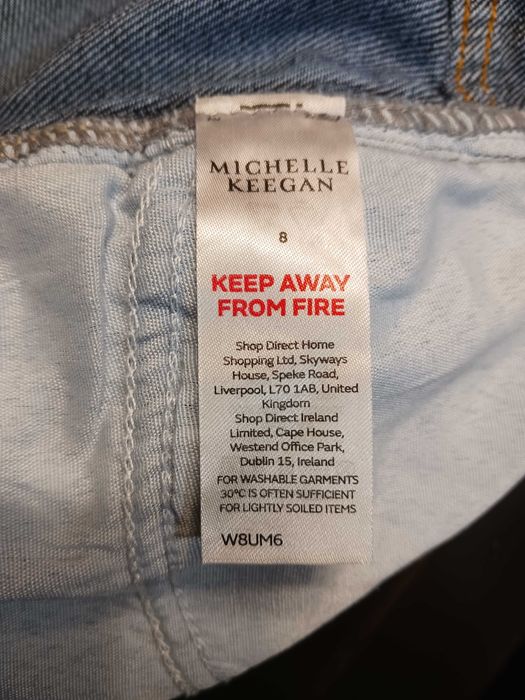 Широкие джинсы Michelle Keegan