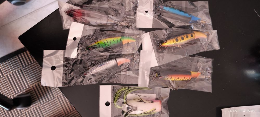 7 iscos palhaços para pesca novos