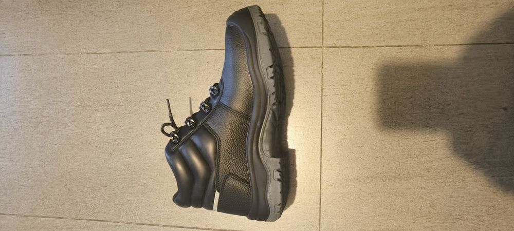 Botas de proteção novas número 43