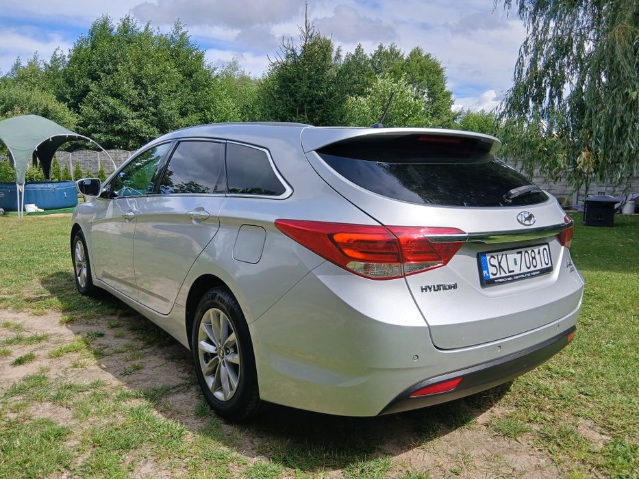 Hyundai i40 1.7 CRDI 141 PS  led Czujniki