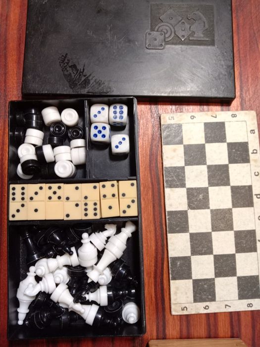 Нарды. Домино. Набор игр. СССР.