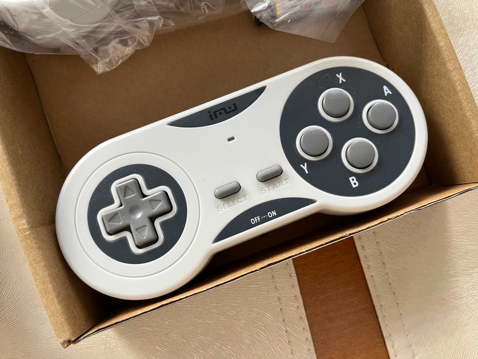Zestaw 2 padów bezprzewodowych IMW do Super NES Classic Edition NES