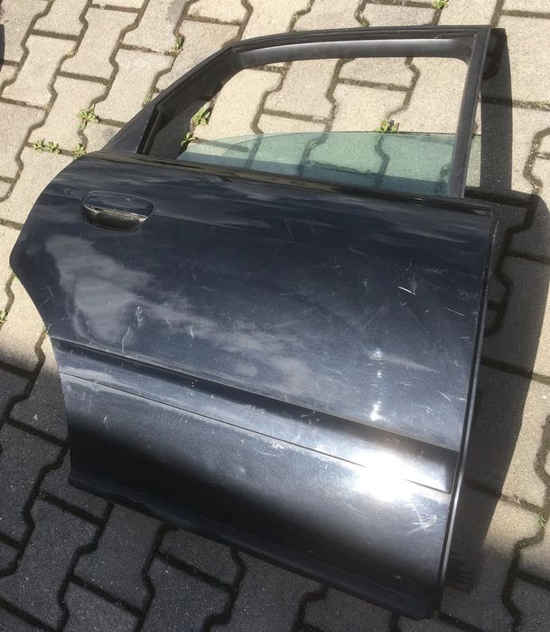 Audi A4 B5 8D sedan drzwi tył tylne prawe