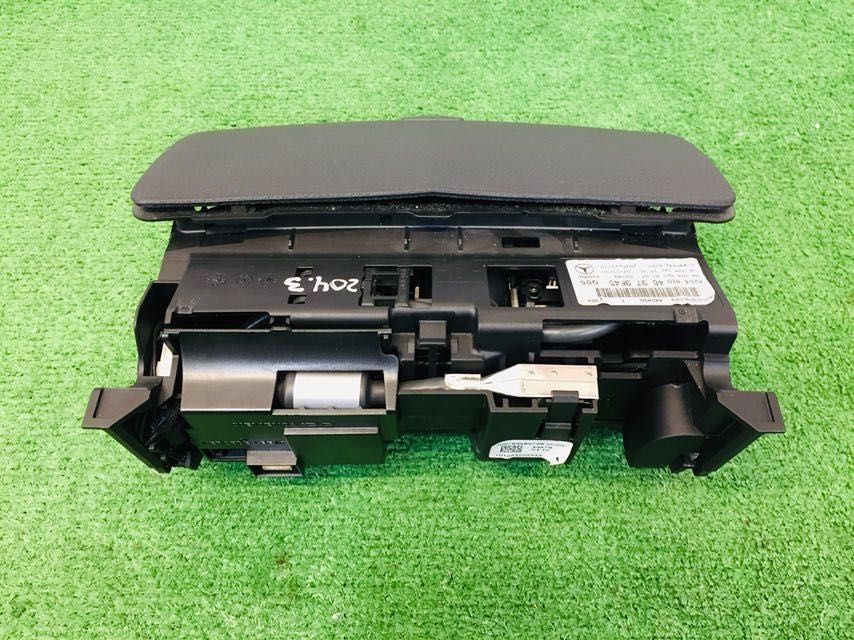 Дисплей консоль навігації Mercedes W204 навигации монитор