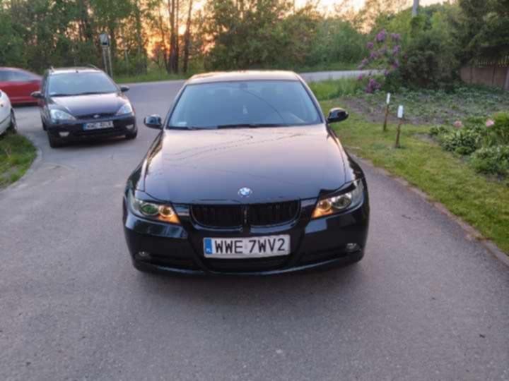 Bmw 3 e90 318 i benzyna
