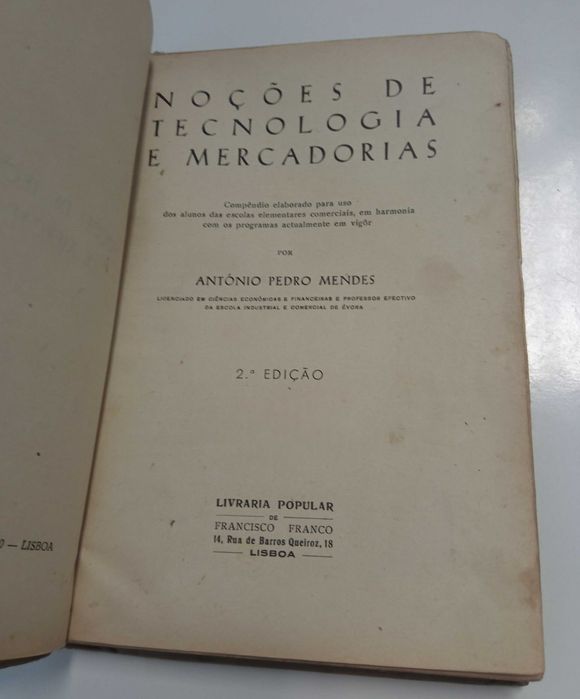 Noções de tecnologia e mercadorias, de António Pedro Mendes