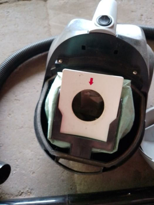 Продается пылесос рабочий