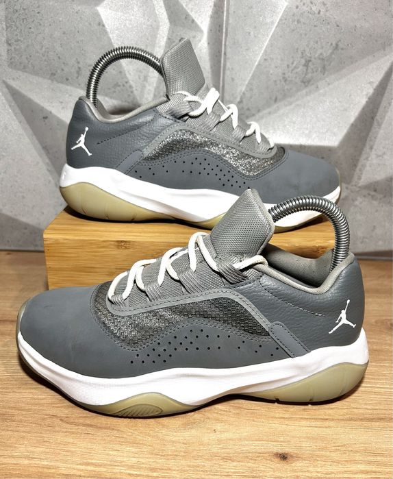 Sneakersy Air Jordan 11 38,5