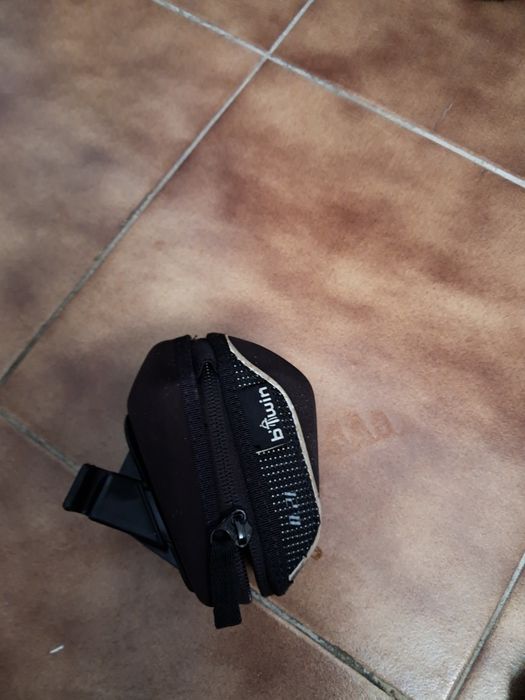Pneu btt novo + material