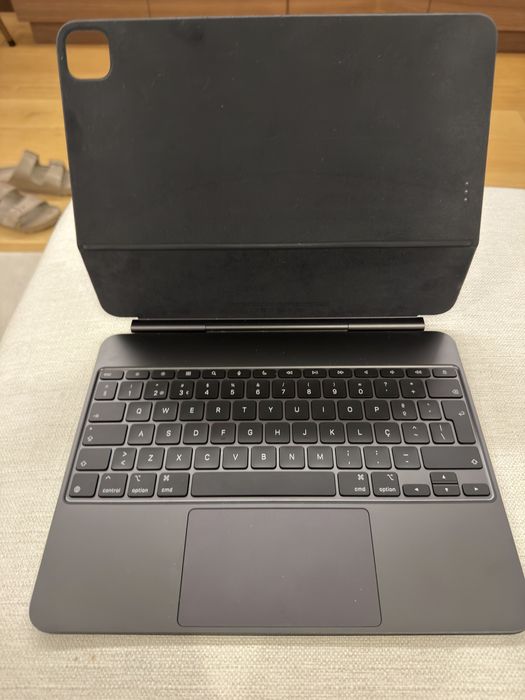 Ipad pro 13’ M4 + Magic keyboard + Capa folio
