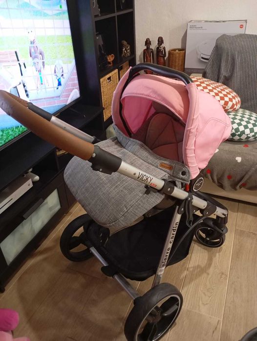 Carrinho Duo Pierre Cardin