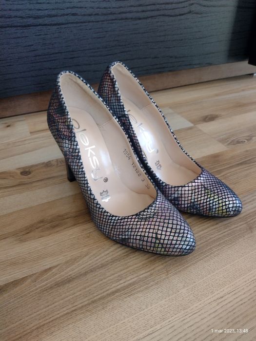 Nowe czółenka damskie Oleksy r.36