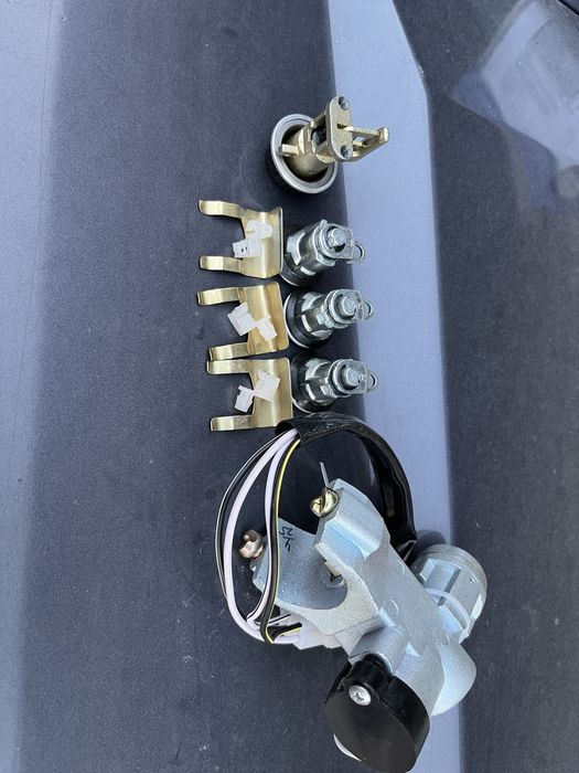 Canhoes Suzuki samurai