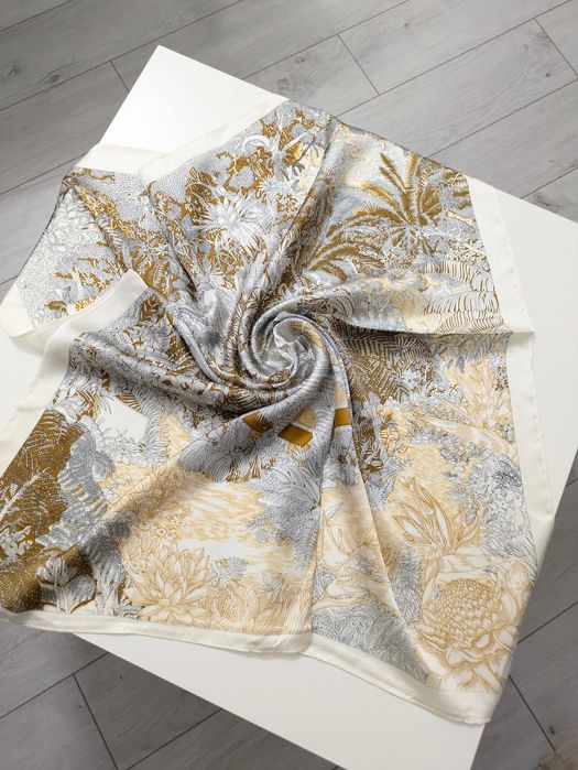 Apaszka old money boho złoty las 70x70 cm
