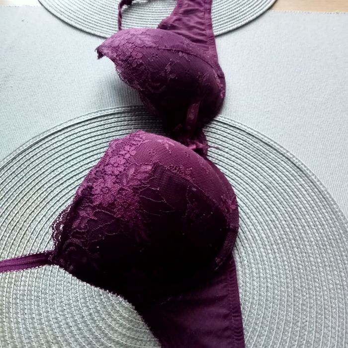 Biustonosz push up, koronkowy Esotiq 75C