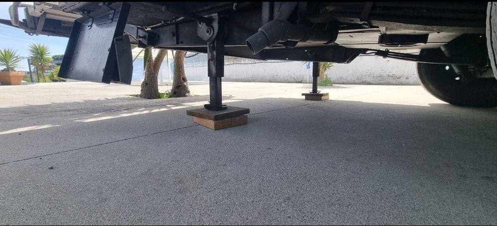 Hymer B544 (Fiat Ducato 2.5 Tdi cat 116cv ar condicionado) 6 lugares.