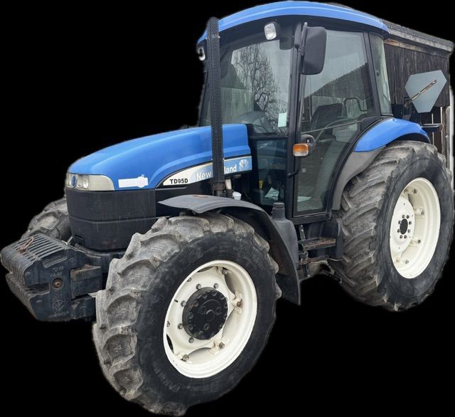 New Holland TD95D  New Holland TD95D, niski przebieg, zadbany