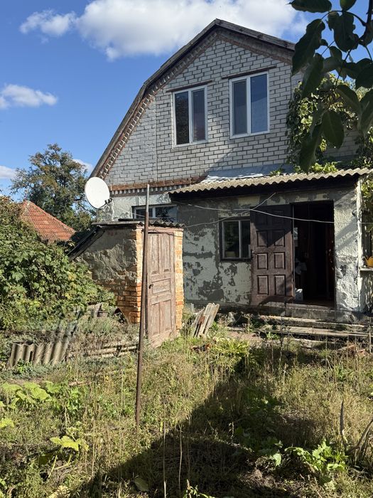 продам будинок біля пляжу
