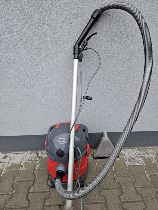 Пилосос мийний BOSCH BMS 1300 гарний стан
