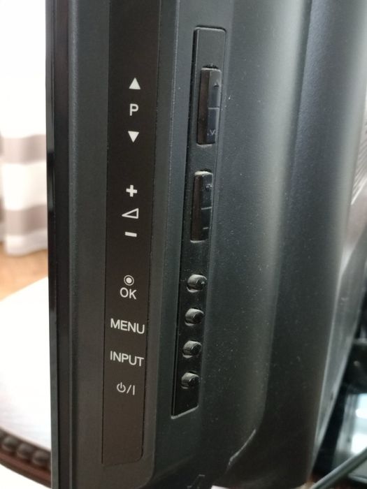 Телевізор LG в ідеальному стані