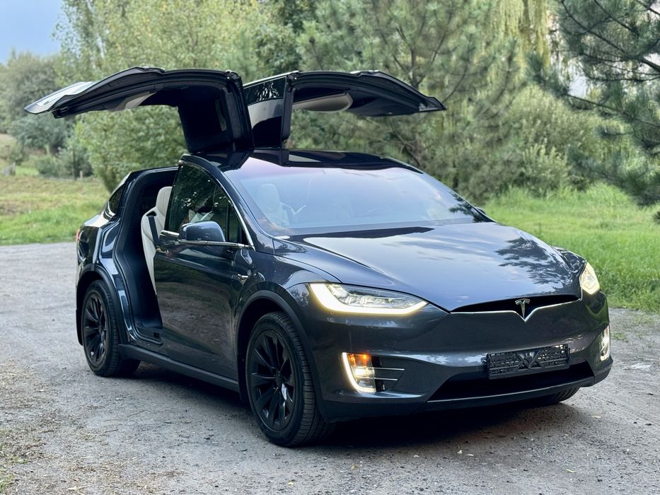 Tesla Model X Long Range Dual Motor 100кВт