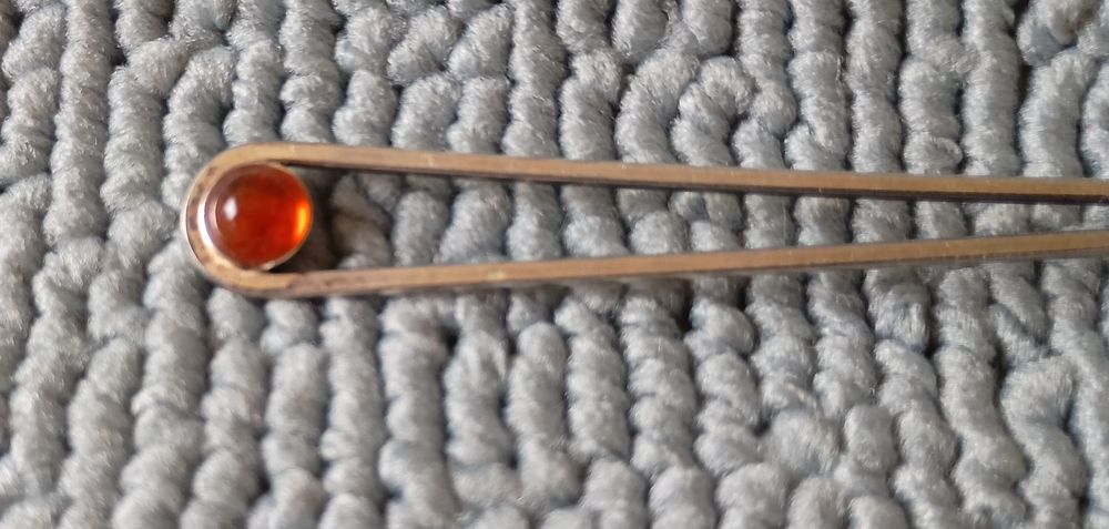 Łyżeczka z bursztynem.