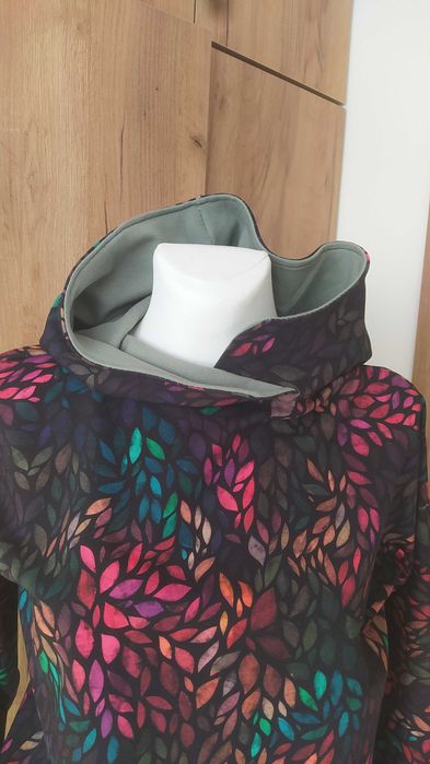 Bluza damska z kapturem