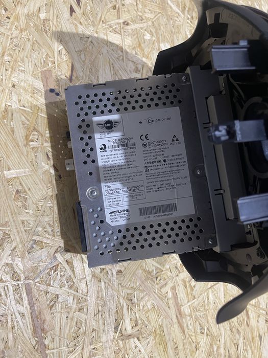 A auto radio mini cooer F57