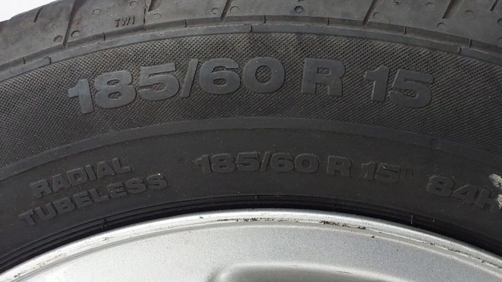 Pneu suplente AUDI A3 (8L1)