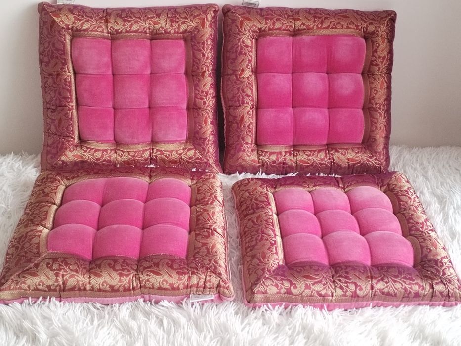 Puduszki ozdobne do siedzenia pikowany aksamit  handmade szyte recznie indyjskie orientalne
