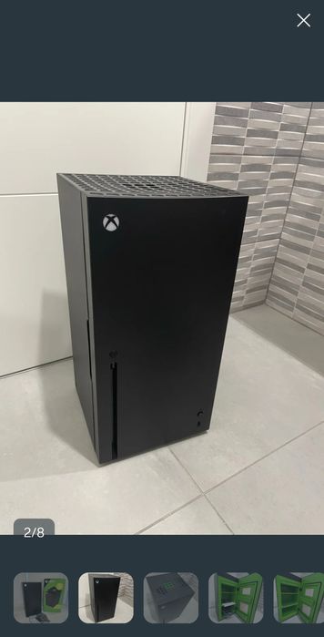 Geladeira frigorifico xbox serie x 10L vendo ou troco algo meu interesse