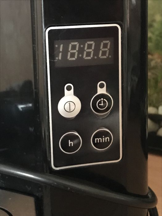 Майже нова Кавоварка Russell Hobbs 650W