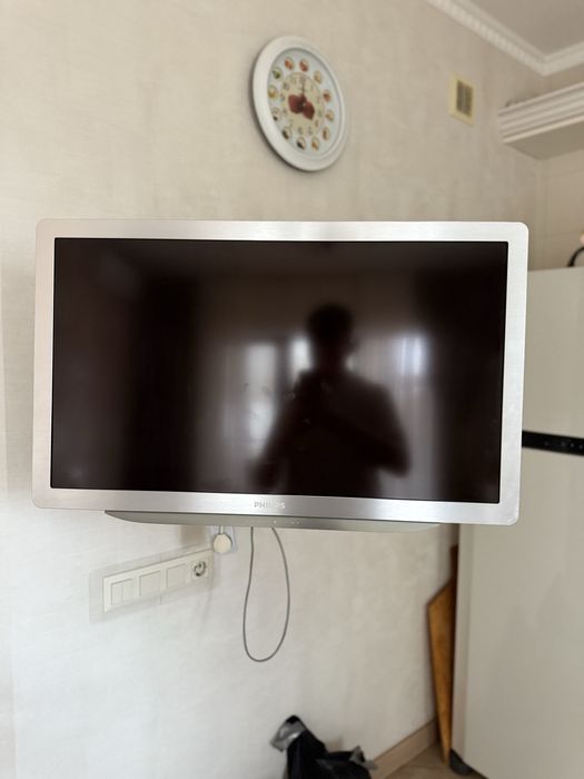 Продам телевизор philips