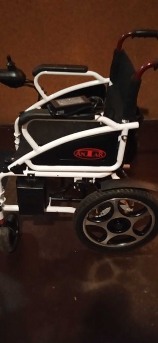 Wózek inwalidzki elektryczny/ Antar