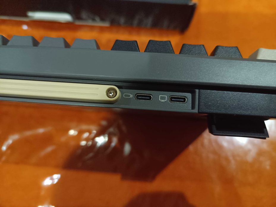 teclado mecânico RK M75 - Francês