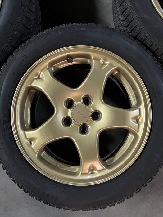 Koła zimowe / felgi Subaru 16” GC8